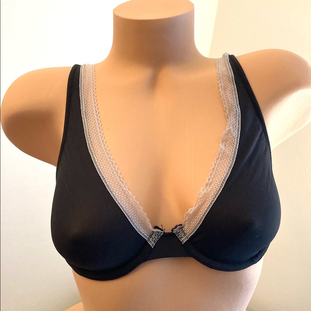 VS 32C Unlined Demi Super Sexy Lingerie Bra
